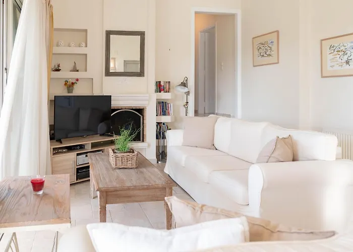 Secret With Private Pool *