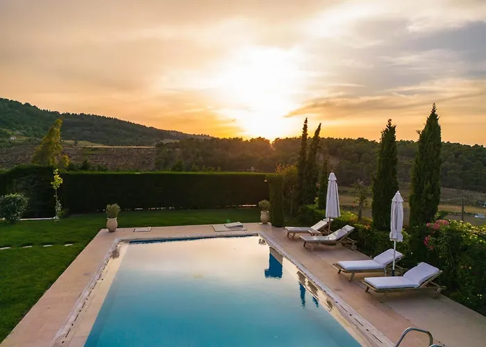 Villa Secret With Private Pool *