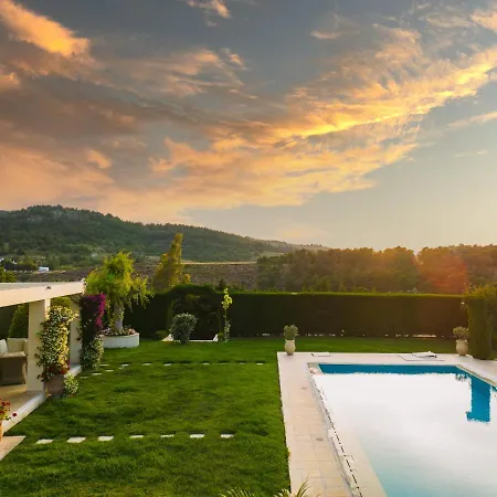 Secret With Private Pool