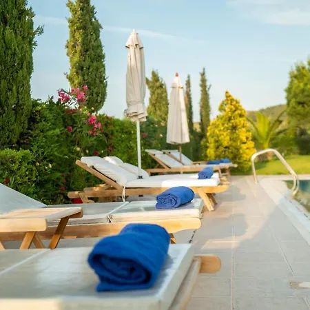 Secret With Private Pool וילה