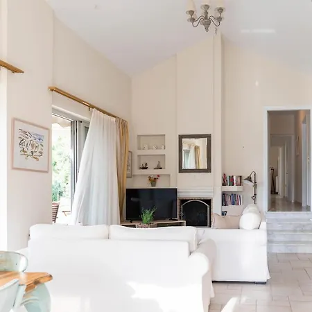 Secret With Private Pool וילה