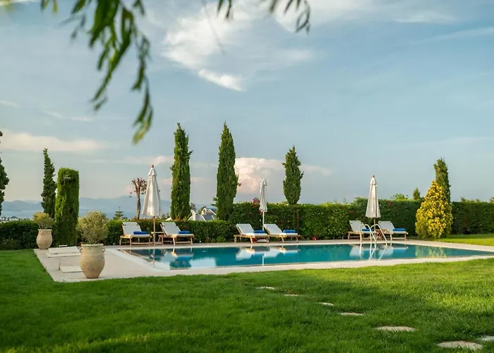 Secret With Private Pool Villa Kosz